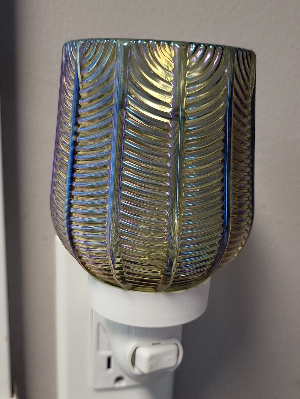 Scentsy Gatsby Wall Plug Warmer